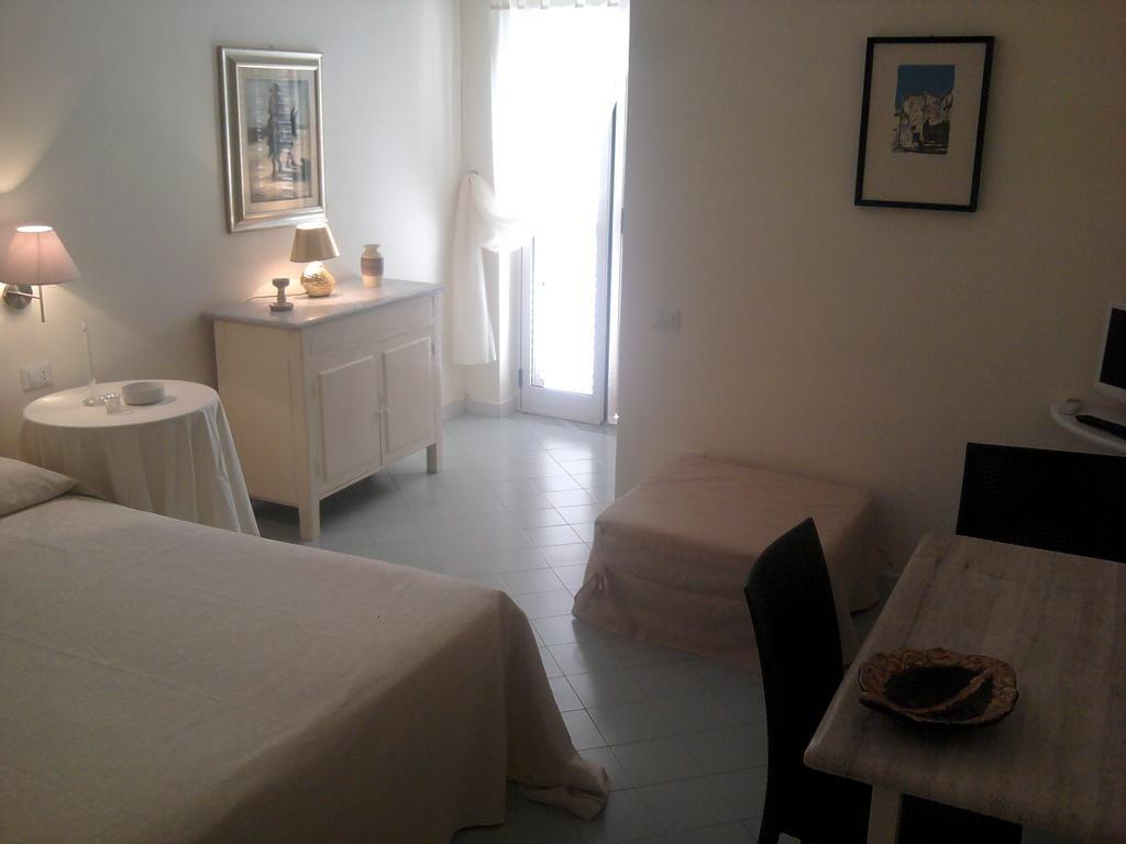 Proserpina Tropea Habitación foto